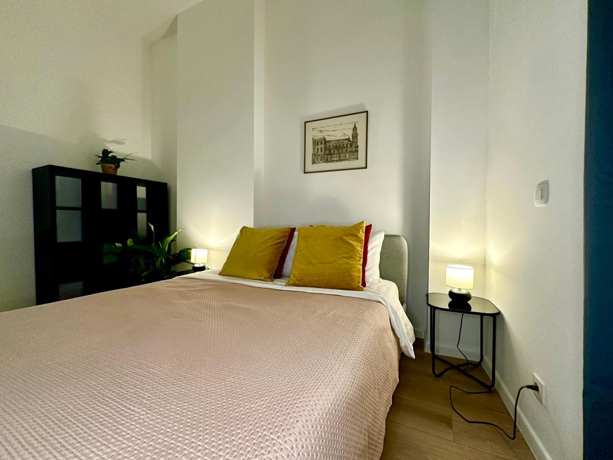 Luxury Suites Mons By Rikas Hotels Exteriör bild