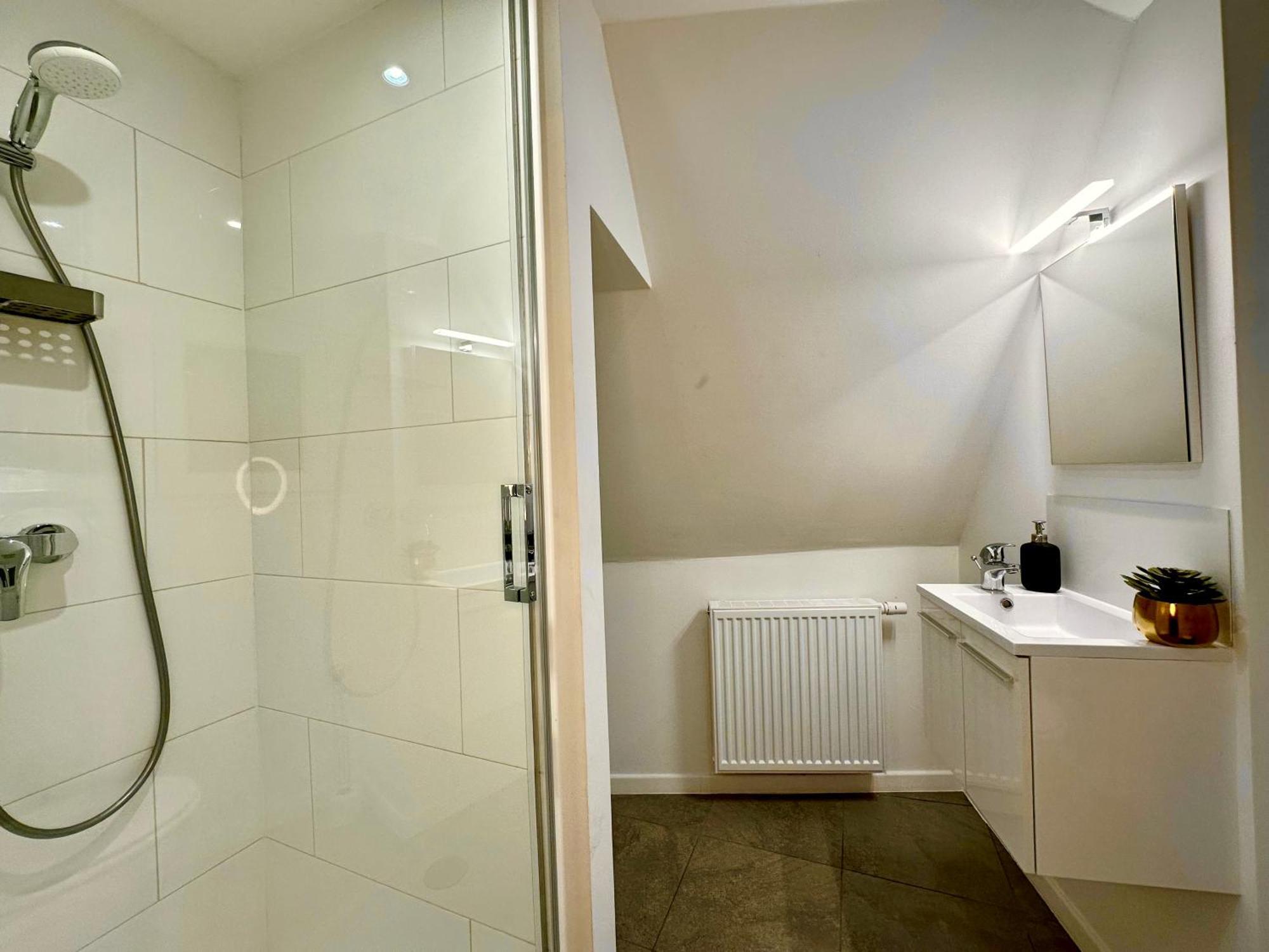 Luxury Suites Mons By Rikas Hotels Exteriör bild